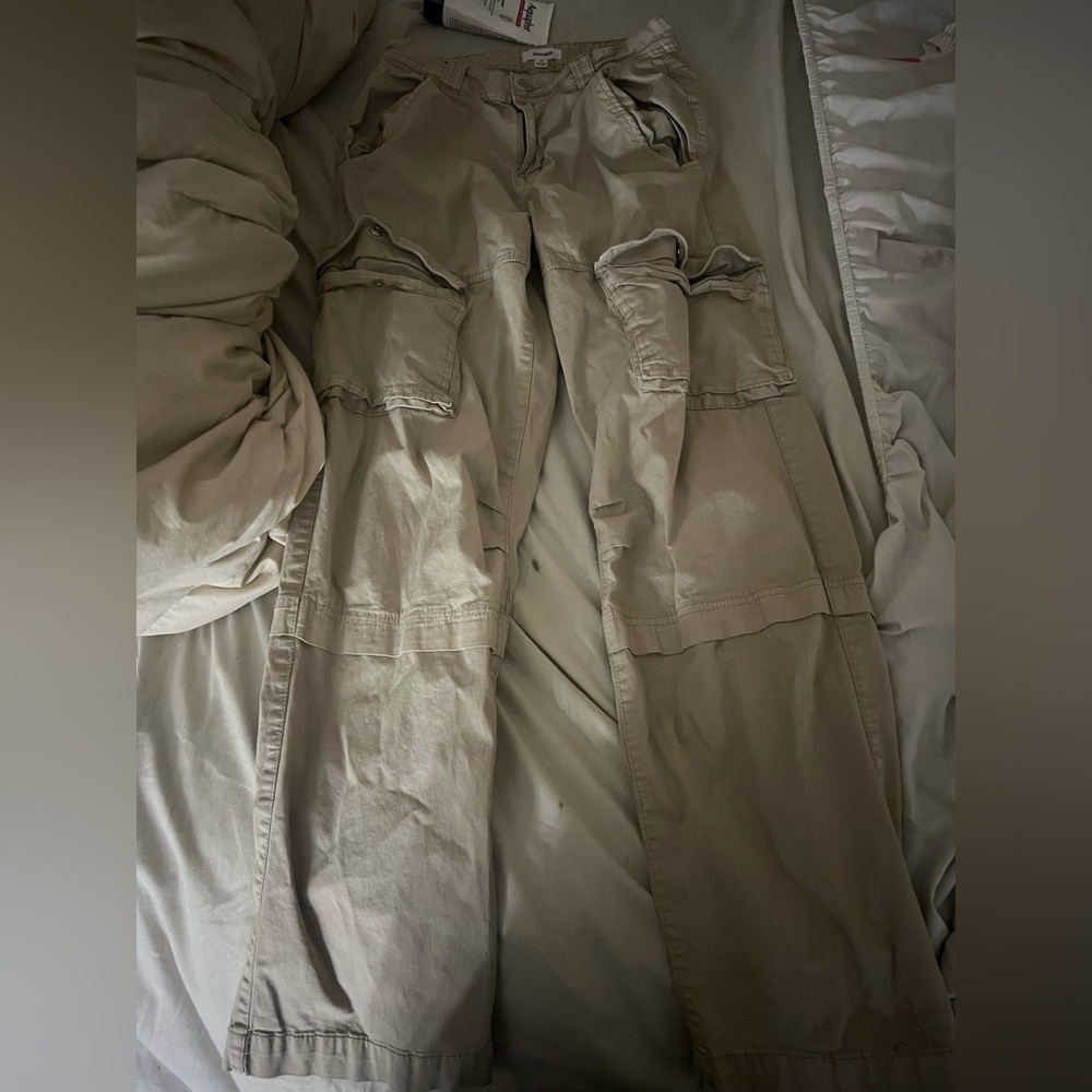 Garage cargos
